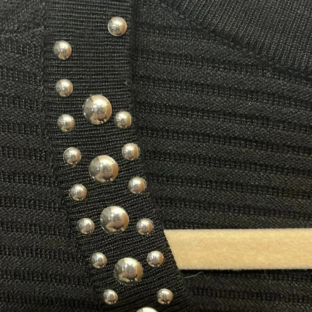 Cyrus Sweater 2XL with grommet details - Picture 12 of 12